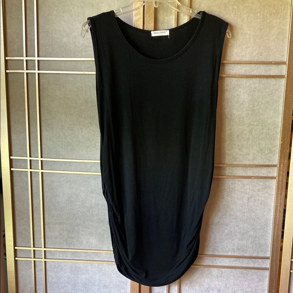 Smallshow Tops - Smallshow, black, sleeveless maternity top with ruched sides, large